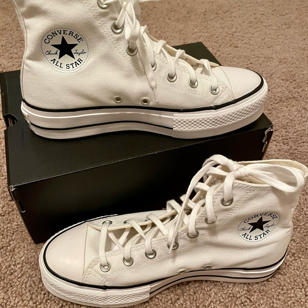 BRAND NEW Converse Platform Lift High Tops